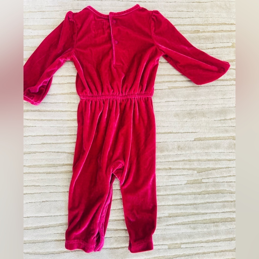 Cozy raspberry one piece little girl size 12 mos - Picture 2 of 5